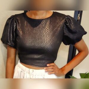 Black Faux Snakeskin Puffed Sleeve Crop Top Size Medium